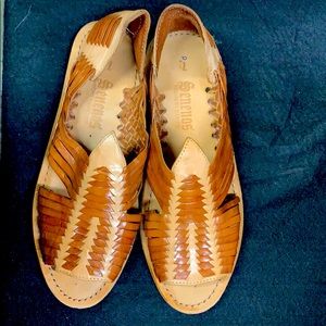 New Huaraches US size 10.5 - 11